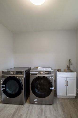 1241 Deerfield Rd, Bannockburn IL  60015-4170 exterior