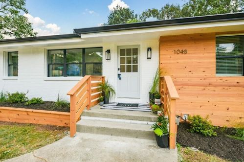 1048 Pinehurst Dr, Smyrna GA  30080-4227 exterior