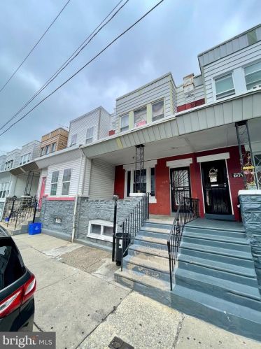 5809 Delancey St, Philadelphia, PA 19143-1207