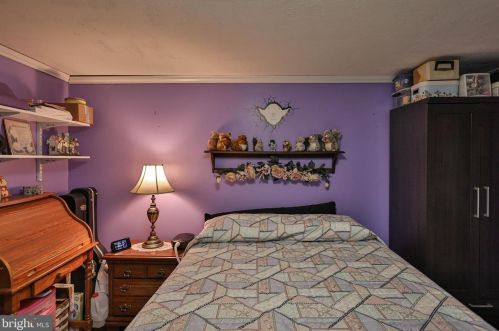 23 Central Ave, Bangor PA 18013-2221 exterior