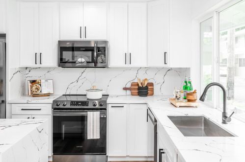 2760 Kalihi St, Honolulu, HI 96819-2843