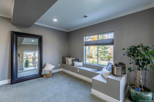 26525 Peakview Dr, Aurora CO 80016-6110 exterior