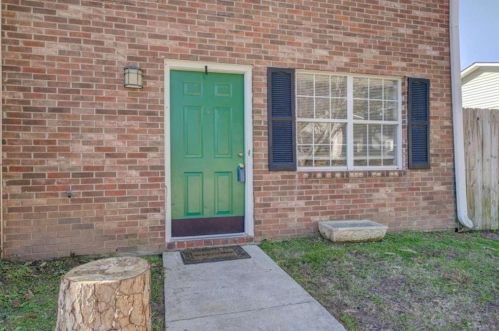 1740 Ridge Ct, Conyers GA  30013-1726 exterior