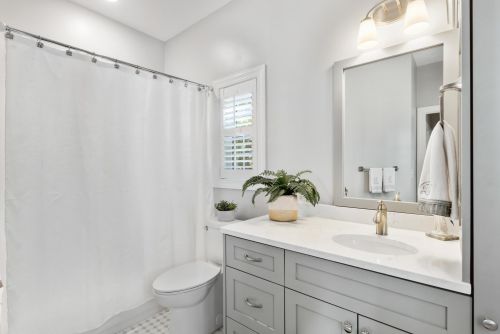 1203 Royal Links Dr, Mount Pleasant SC  29466-6940 exterior