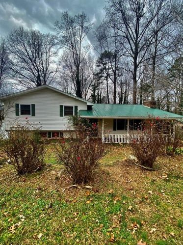 19 Spring Rd, Dahlonega, GA 30533-3361