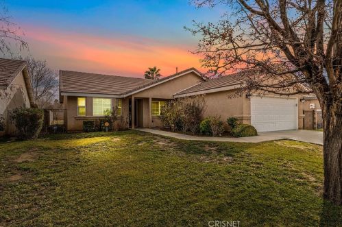 43732 5th St, Lancaster, CA 93535-4075