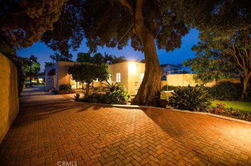 1315 Spazier Ave, Glendale CA  91201-1149 exterior