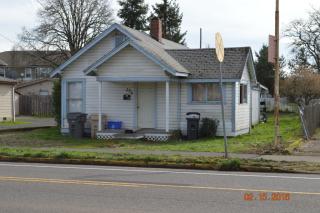 336 Tangent St, Lebanon OR  97355-2729 exterior