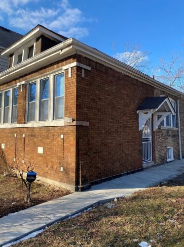 2008 68th Pl, Chicago, IL 60636-3203