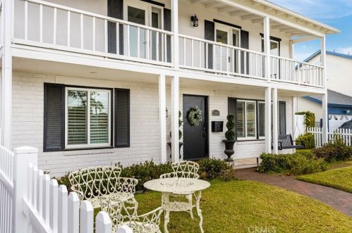 2405 Avalon Ave, Santa Ana CA 92705-7903 exterior