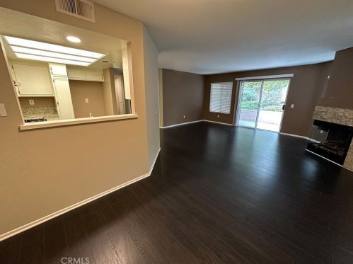 1054 Dewcrest Dr, Anaheim CA  92808-2403 exterior
