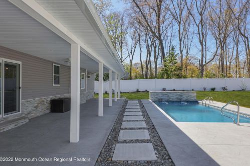 57 Raleigh Ct, Tinton Falls NJ 07724-2128 exterior