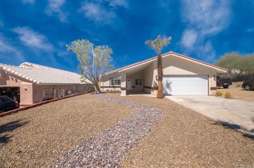 10435 Palm Dr, Desert Hot Springs, CA 92240-2523