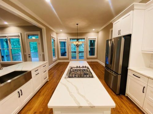 6017 Grand Marina Cir, Gainesville GA  30506-7828 exterior