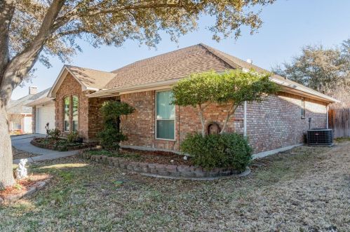 1410 Spyglass Dr, Midlothian TX  76063-4026 exterior