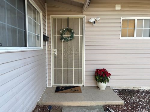 1038 Avenue, Lancaster, CA