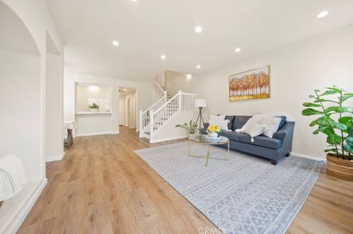 1906 Timberwood, Irvine CA  92620-0286 exterior