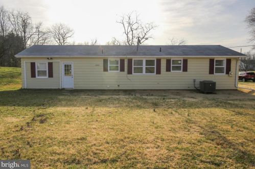133 Azalea Dr, Charles Town, WV 25414-5841
