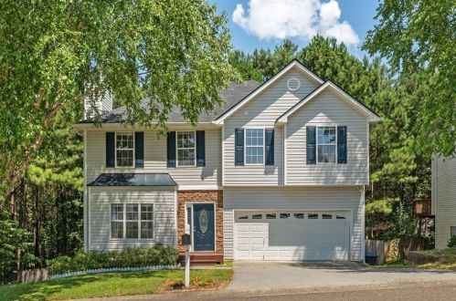 416 Hillcrest Cmns, Holly Springs, GA 30115-4247