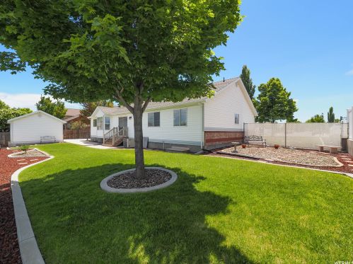 4662 8450, Taylorsville UT exterior