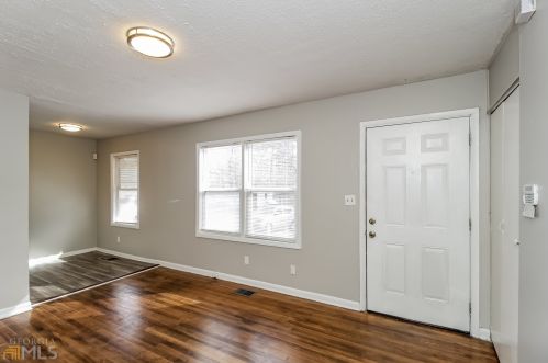 2825 Mango Cir, Atlanta GA  30318-3836 exterior