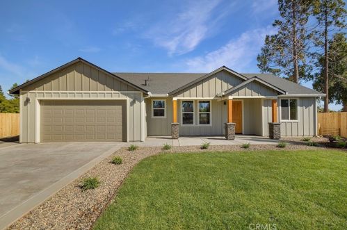 6084 Sawmill Rd, Paradise, CA 95969-4320