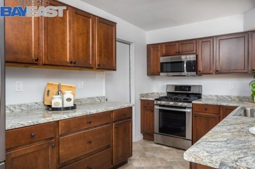 3124 Ameno Rd, Concord CA  94519-2221 exterior