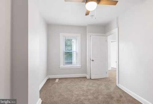 228 Pne St, Lancaster PA  17603-3435 exterior