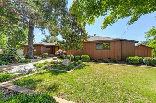 150 Cedar St, Auburn, CA 95603-4641
