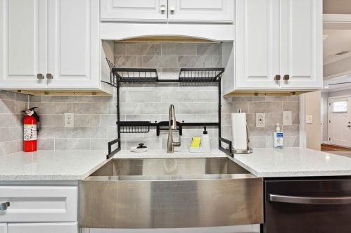 4096 Clay Dr, Atlanta GA  30360-2522 exterior