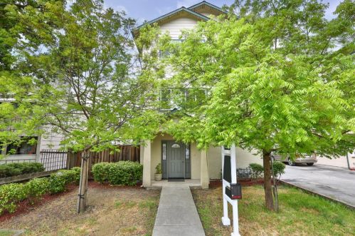 29245 Dixon St, Hayward, CA 94544-6102