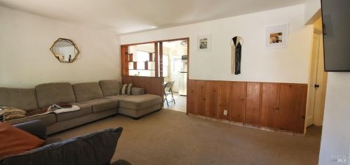 193 Mendocino Ave, Willits, CA 95490-3507
