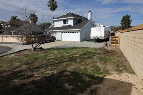 371 Holiday Way, Oceanside, CA 92057-4262