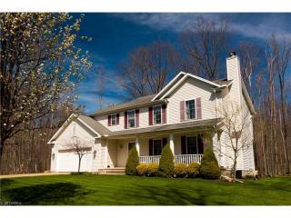 7975 Jennings Dr, Concord Township OH  44077-8727 exterior