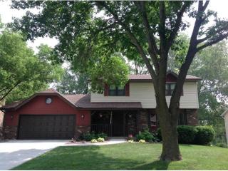 5900 David Ct, Saint Paul, MN 55126-4664