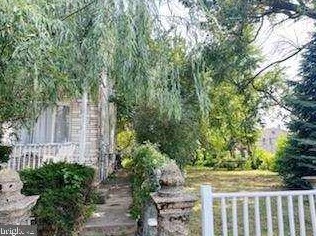 5817-19 Jackson St, Philadelphia PA  19135-4029 exterior