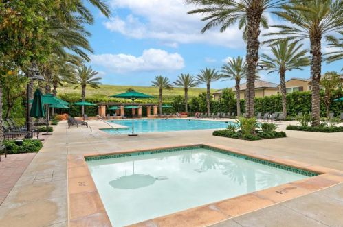 105 Coyote Brush, Irvine CA  92618-8873 exterior