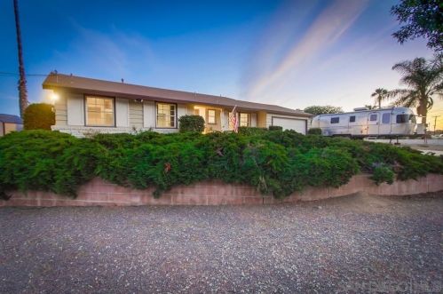 475 Pommel Way, San Marcos, CA 92069-1337