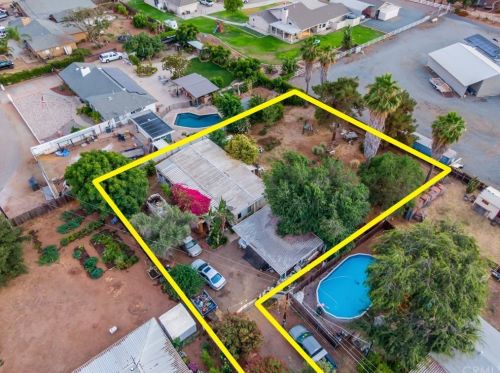 15609 Hawley Ct, El Cajon, CA 92021-2535