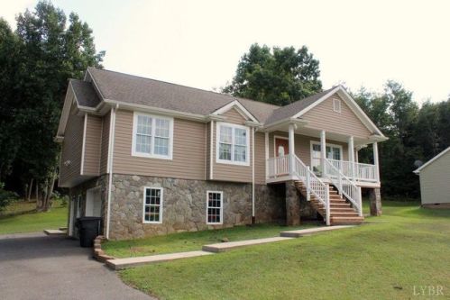 207 Mantle Dr, Lynchburg, VA 24501-7759