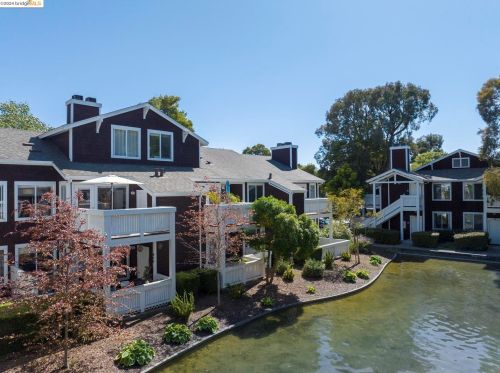 36 Bayside Ct, Richmond CA  94804-7442 exterior