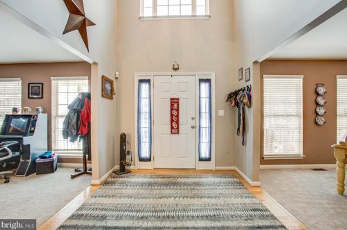 3200 Terra Springs Dr, Fredericksburg, VA 22408-8017