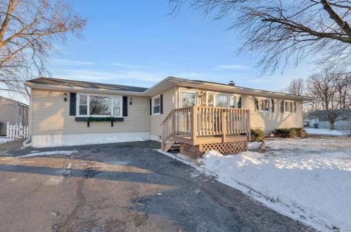 3 Minthal Dr, Southington, CT 06489-1246