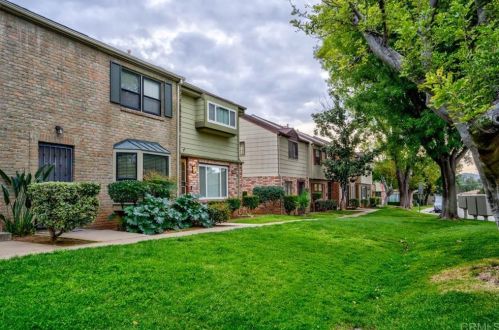 1182 Denver Ln, El Cajon, CA 92021-4775