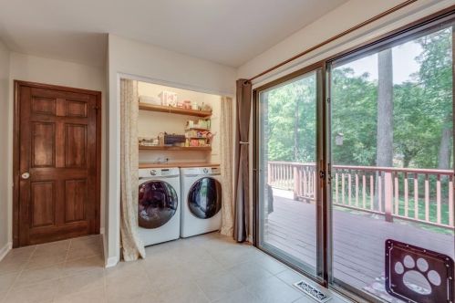 2970 Marlin Cir, Atlanta GA  30341-5118 exterior