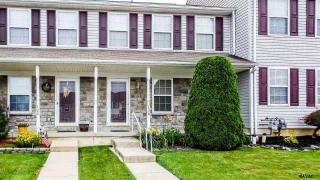 130 Charles Cir, York, PA 17406-8087