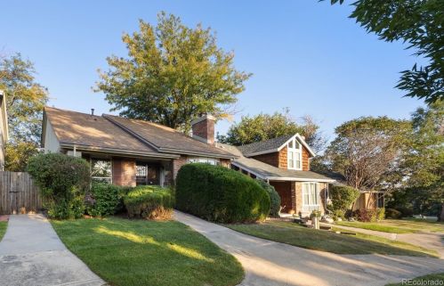 7571 Rosemary Cir, Englewood CO 80112-6419 exterior