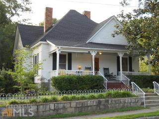 138 Tusten St, Elberton, GA 30635-2524