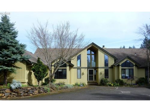 24150 Highland Crest Dr, Beavercreek, OR 97004-9716