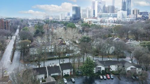 15 Finch Dr, Atlanta GA  30308-6501 exterior
